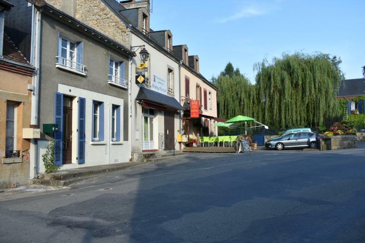 Place De La Fontaine Cheniers Eksteriør bilde